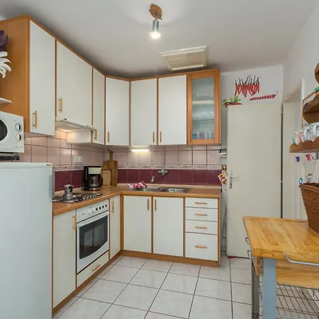 59a Holiday home *